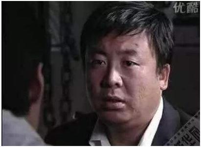 潜伏演员逃犯,揭秘神秘演员的真实身份